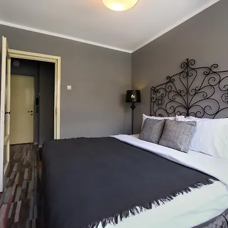 Captivating Old Town Apartment Bukarest